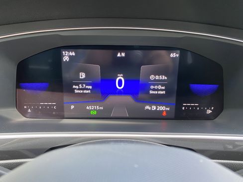 Used 2023 Volkswagen Tiguan SE image 22