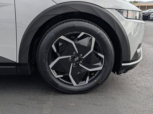 Certified 2024 Hyundai Ioniq 5 SEL RWD image 8