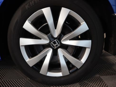 Certified 2023 Honda Civic LX image 30