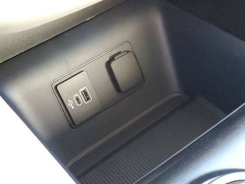 New 2026 Ford Explorer Active w/ Active Comfort Package image 23