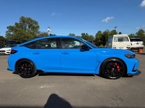 Used 2025 Honda Civic Type R image 6