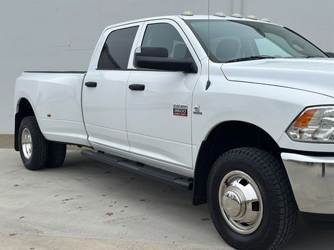 Used 2012 RAM 3500 ST w/ Chrome Appearance Group image 8