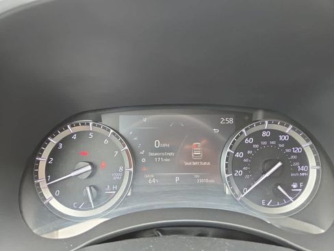 Used 2022 Toyota Highlander XLE AWD/4WD image 20