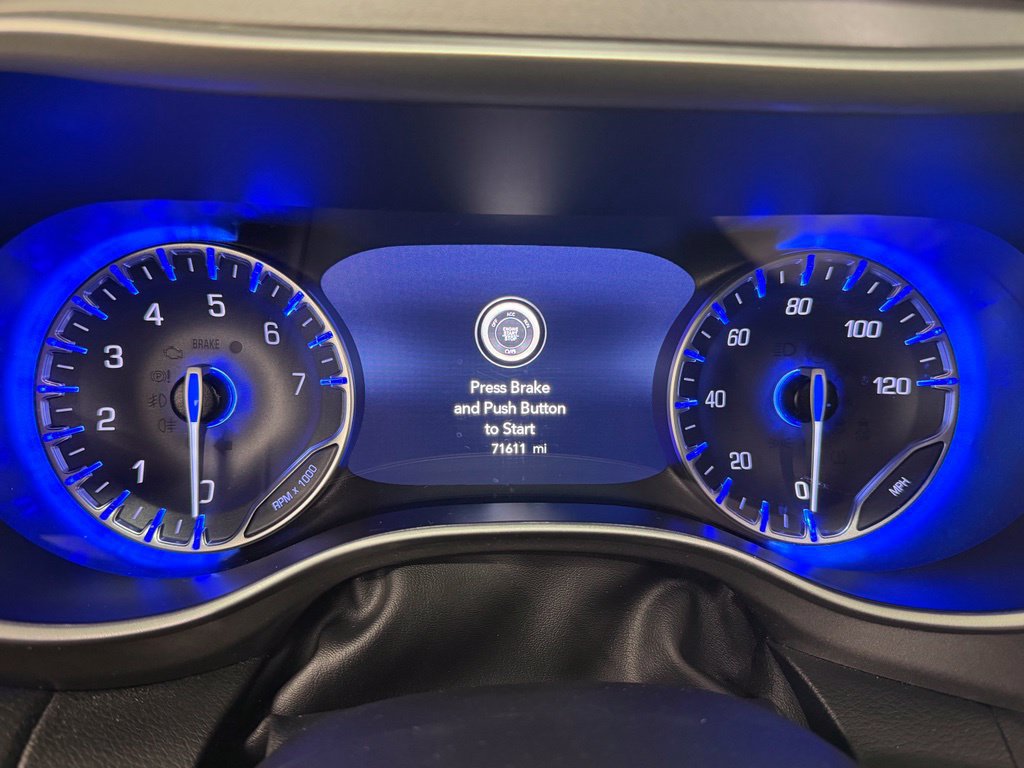 Used 2024 Chrysler Pacifica Touring-L FWD image 24