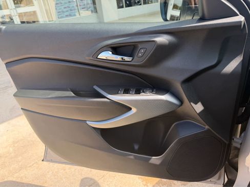 New 2026 Chevrolet Trax RS w/ Driver Confidence Package FWD image 27