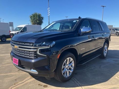 Used 2022 Chevrolet Tahoe Premier RWD image 3