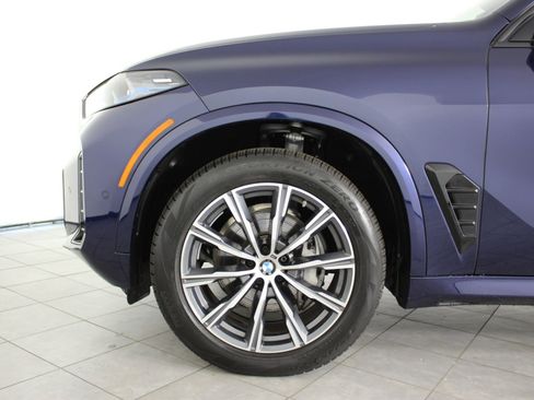 Certified 2025 BMW X5 xDrive40i image 11