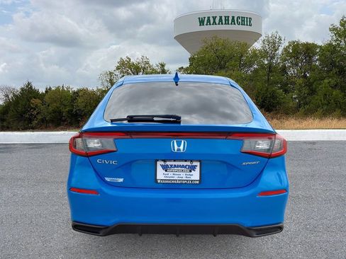 Used 2024 Honda Civic Sport image 4