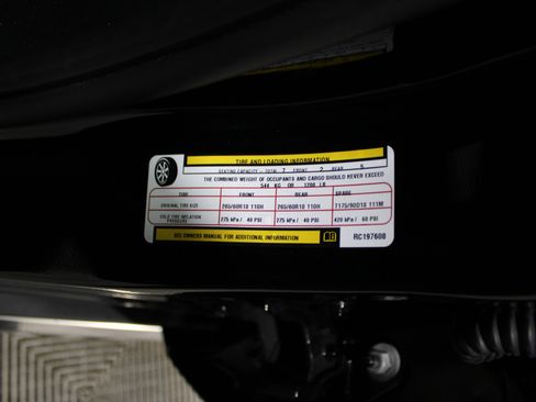 Used 2024 Dodge Durango SXT image 43