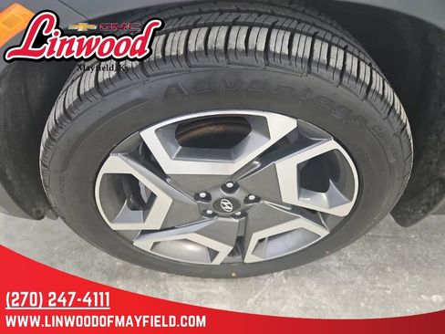 Used 2023 Hyundai Palisade SEL w/ Premium Package FWD image 6