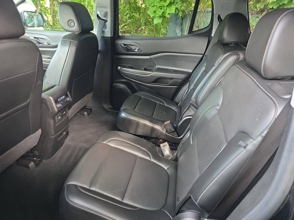 Used 2022 GMC Acadia SLT AWD/4WD image 7