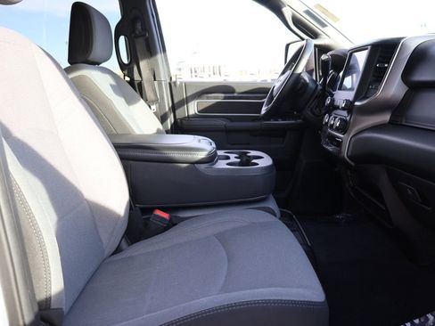 Used 2024 RAM 3500 Big Horn image 9