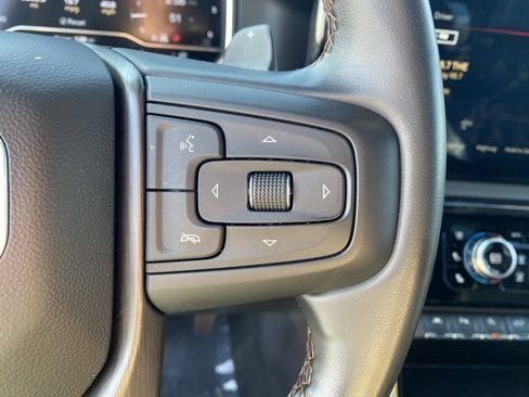 Used 2024 GMC Sierra 1500 AT4 w/ Technology Package image 18