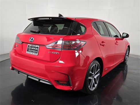 Used 2015 Lexus CT 200h image 6