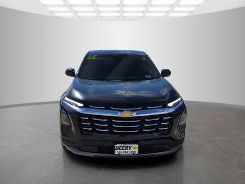 Used 2025 Chevrolet Equinox LT AWD/4WD image 3