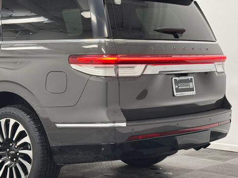 Certified 2023 Lincoln Navigator Black Label image 7