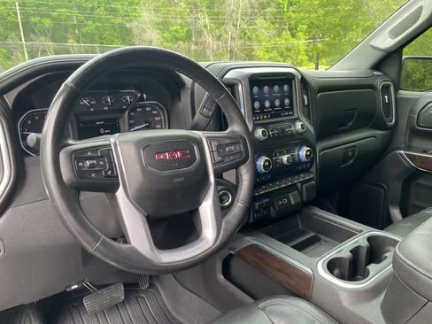 Used 2020 GMC Sierra 1500 SLT image 24