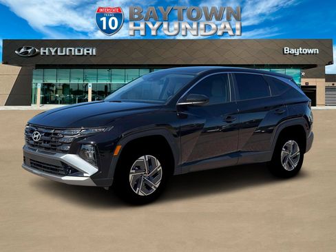 New 2026 Hyundai Tucson Blue SE image 2