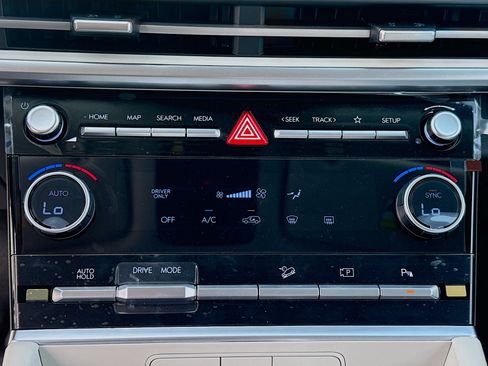 New 2026 Hyundai Santa Fe SE FWD image 12