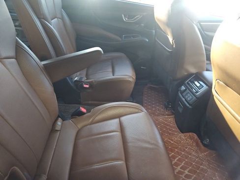 Used 2023 Subaru Ascent Touring image 7