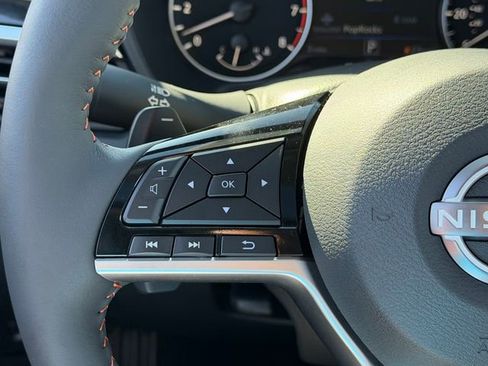 New 2026 Nissan Altima 2.5 SR FWD image 13