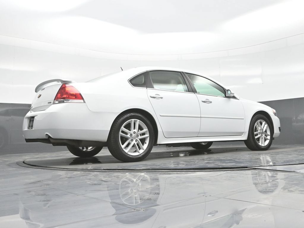 Used 2014 Chevrolet Impala LTZ FWD image 25