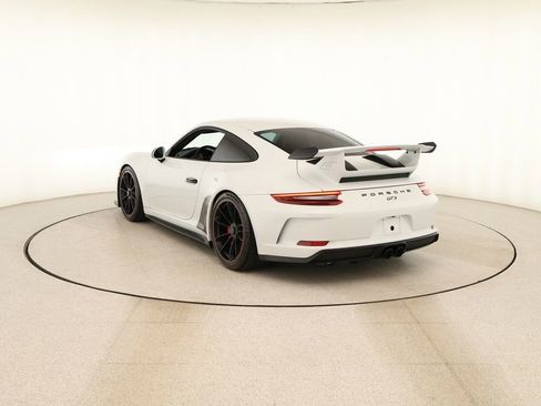 Used 2018 Porsche 911 GT3 RWD image 3