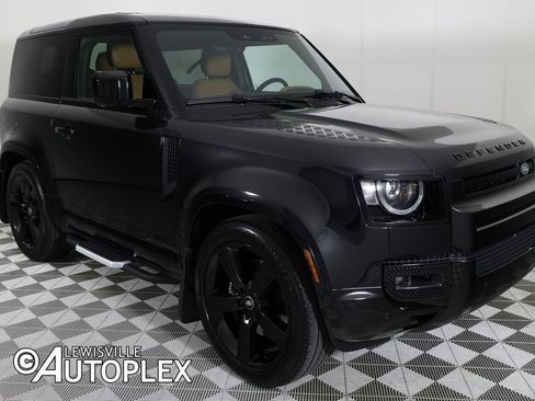 Used 2024 Land Rover Defender 90 V8 image 3