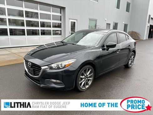 Used 2018 MAZDA MAZDA3 Touring image 1