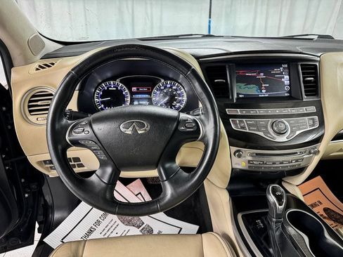 Used 2019 INFINITI QX60 Luxe w/ Essential Package image 13