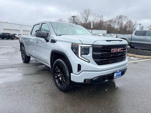Used 2024 GMC Sierra 1500 Elevation image 8