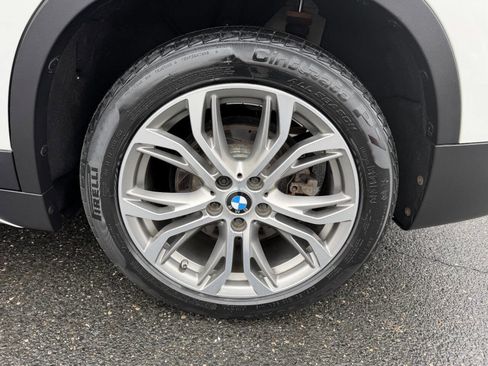 Used 2017 BMW X1 xDrive28i image 13