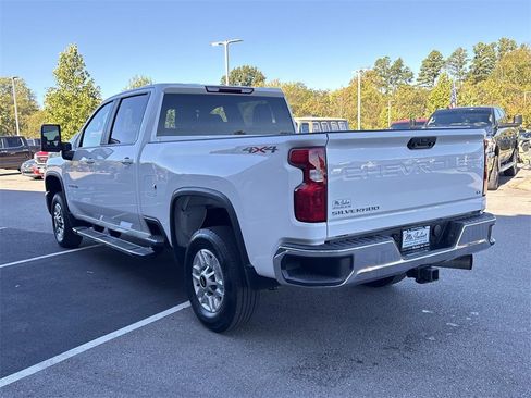 Used 2024 Chevrolet Silverado 2500 LT image 7
