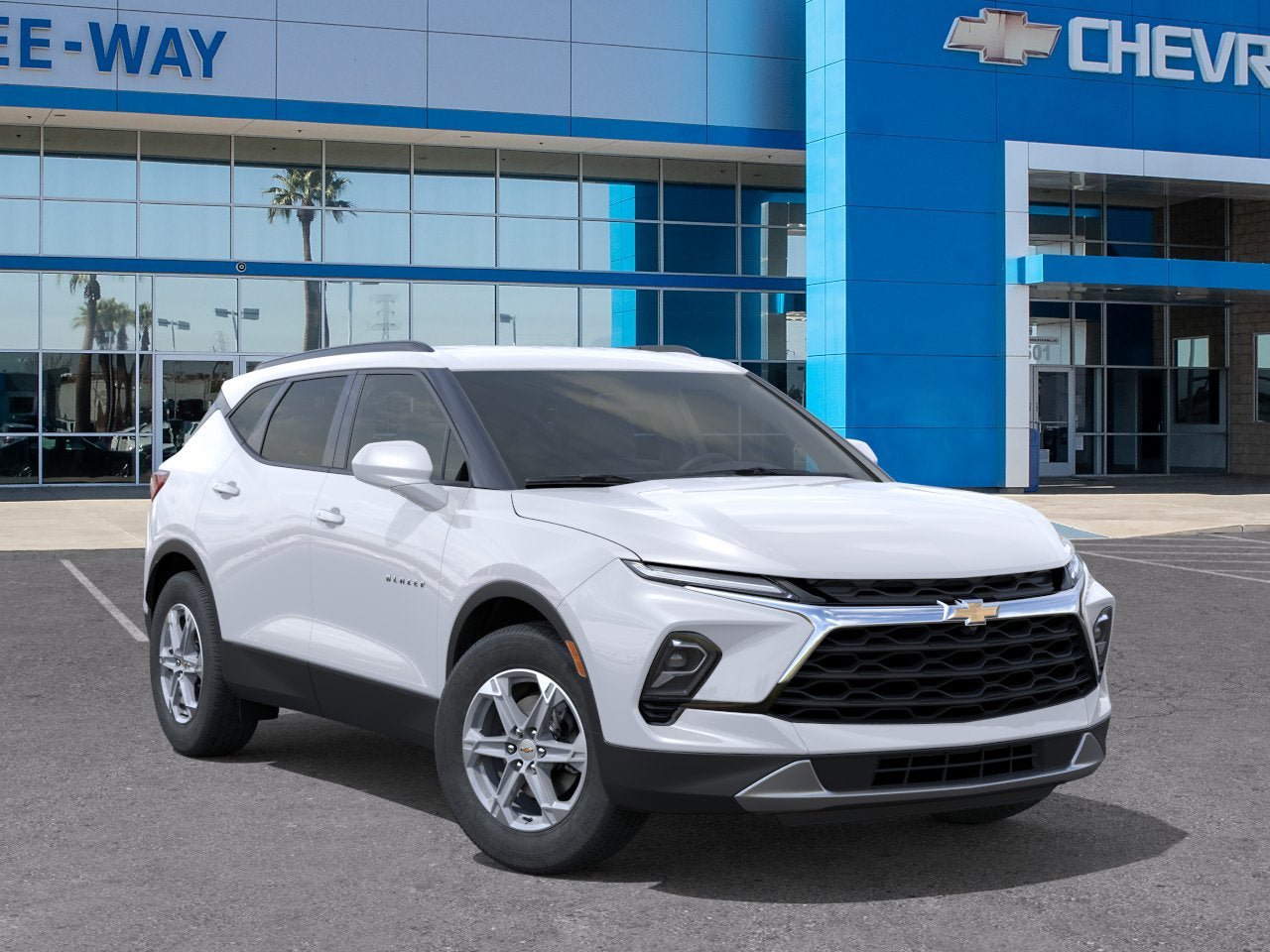 Used 2025 Chevrolet Blazer LT w/ Convenience Package AWD/4WD image 7