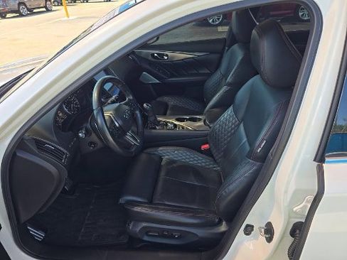 Used 2018 INFINITI Q50 Red Sport 400 w/ Proactive Package RWD image 4