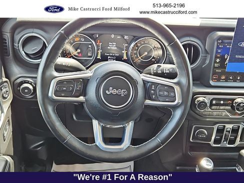 Used 2021 Jeep Wrangler Unlimited Sahara AWD/4WD image 12