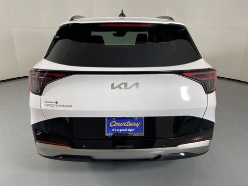 New 2026 Kia Sportage SX image 7