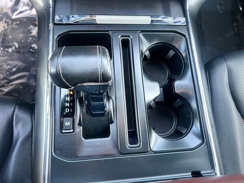 Used 2022 Ford F150 Lariat w/ Equipment Group 502A High image 14