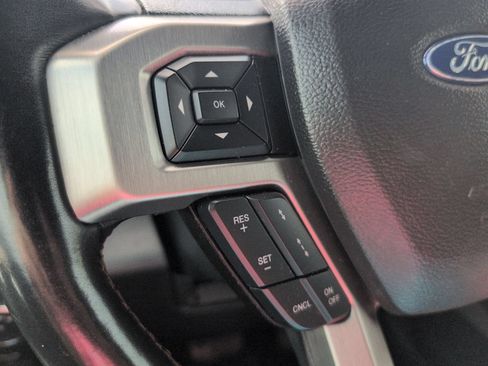 Used 2018 Ford F150 Platinum w/ Equipment Group 701A Luxury AWD/4WD image 13