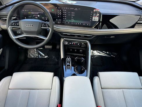 New 2025 Audi Q5 Premium Plus image 12