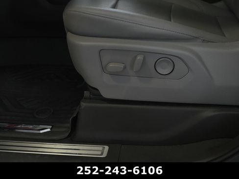 Used 2023 Chevrolet Silverado 1500 LTZ w/ LTZ Premium Package AWD/4WD image 11
