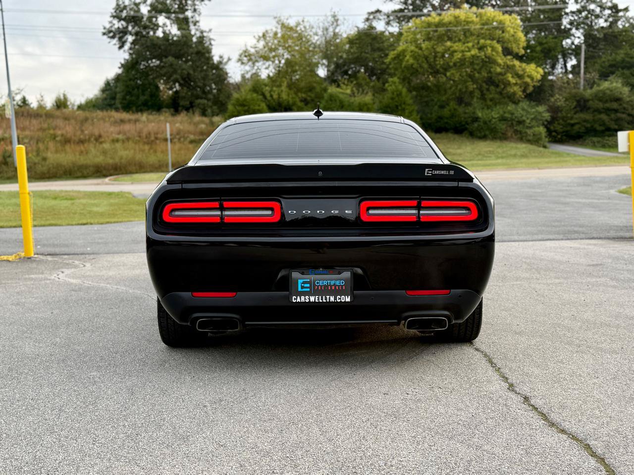 Used 2019 Dodge Challenger R/T RWD image 9