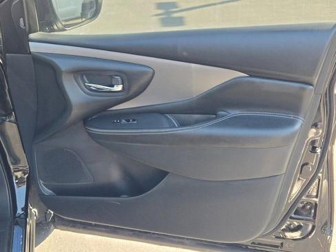 Used 2020 Nissan Murano SV image 5