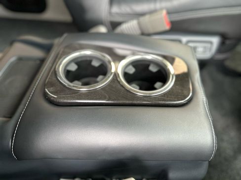 Used 2023 GMC Savana 2500 RWD image 56