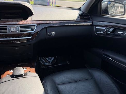 Used 2012 Mercedes-Benz S 550 4MATIC image 18