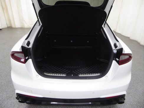 Used 2019 Kia Stinger image 33