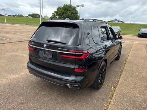 Certified 2024 BMW X7 xDrive40i w/ M Sport Package AWD/4WD image 5