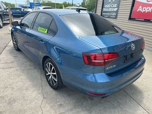Used 2016 Volkswagen Jetta SE FWD image 7