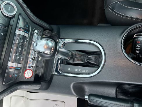 Used 2016 Ford Mustang Premium image 21