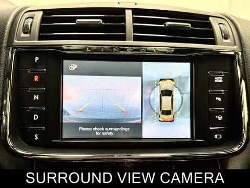 Used 2018 Lincoln Continental Reserve AWD/4WD image 34
